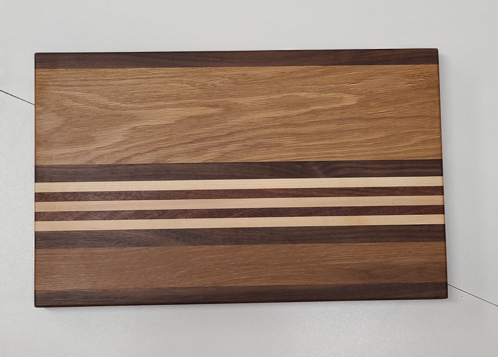 Solid Hardwood Kitchen Cutting Board – Oshkosh Designs